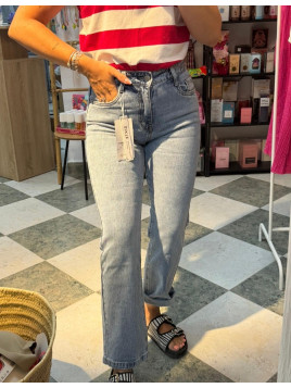 Pantalón vaquero levis recto