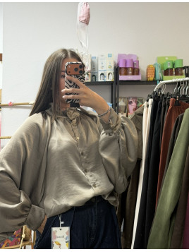 Camisa tipo bomber satinada